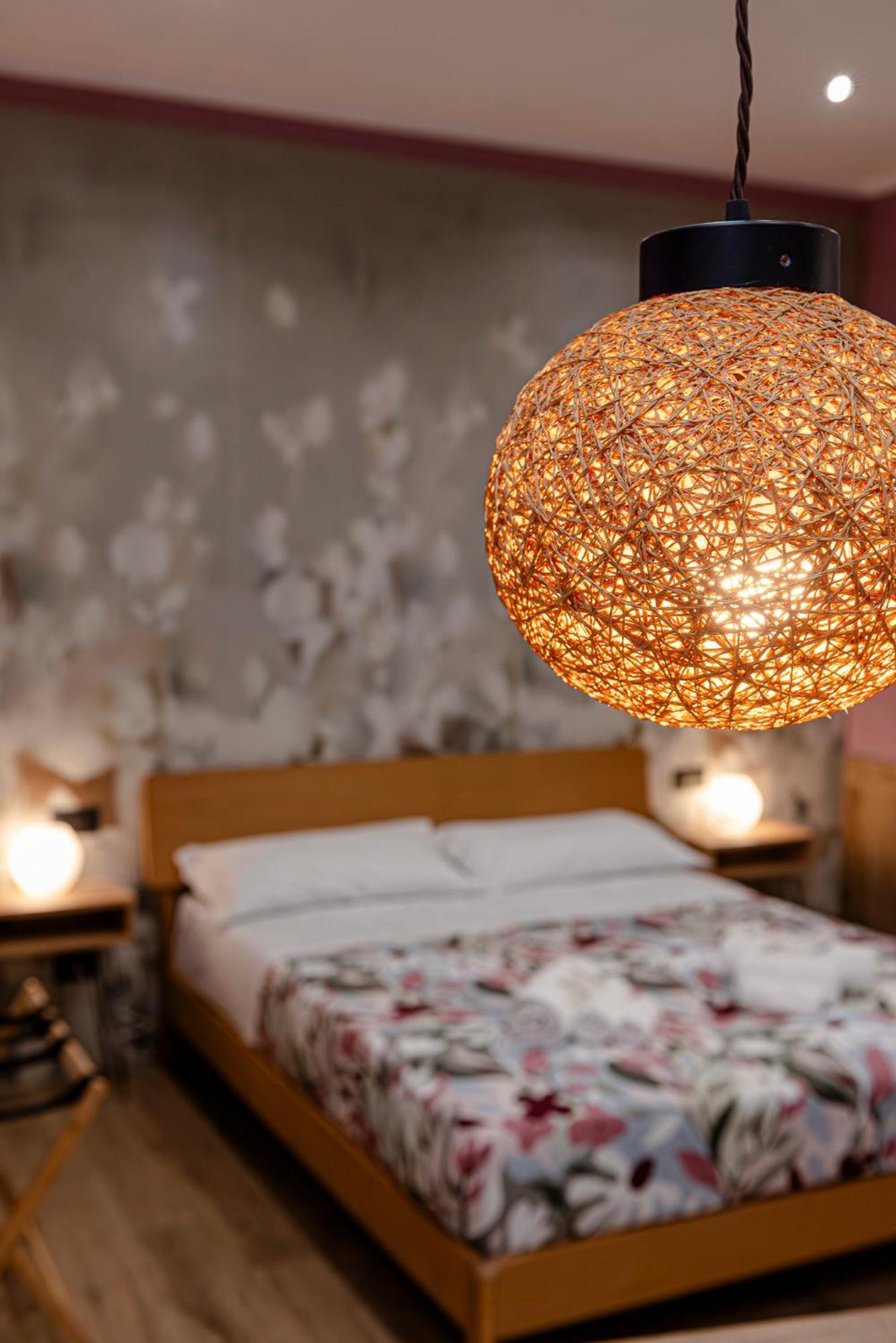 Helle Hus Guest House - 200M From Piazza Bologna Metro And 10 Minutes From The Colosseum Habitación foto